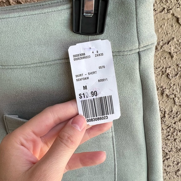 F21 skirt - Picture 6 of 7